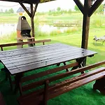 Agro Nad Stawem Фермерский дом Жуково