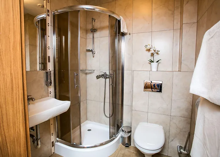 Agro Nad Stawem مزرعة للإقامة *