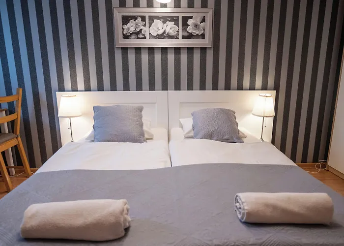 Agro Nad Stawem مزرعة للإقامة *